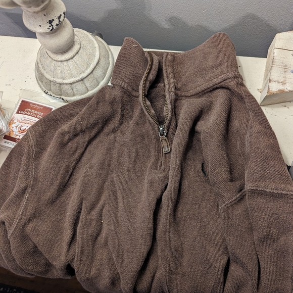 Polo pullover size large - Picture 2 of 3